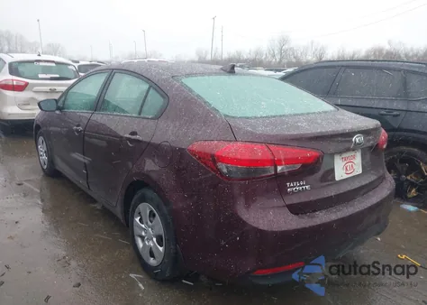 2018 Kia Forte Lx z USA, uszkodzony, nr VIN 3KPFL4A7XJE179273